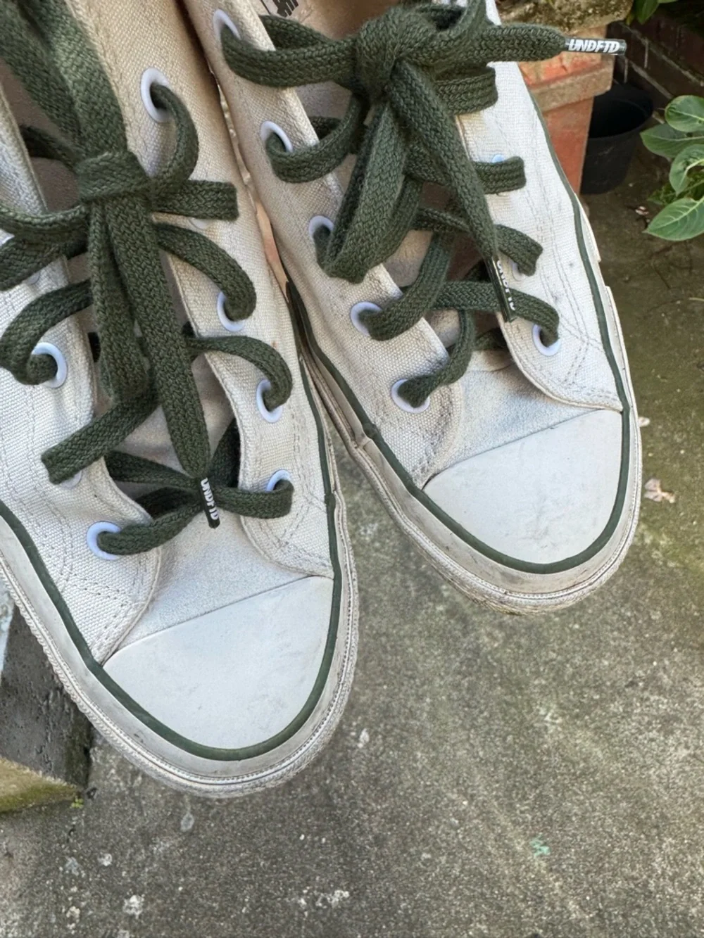 Converse x Undefeated Chuck 70 High Top Sneakers Mens 10.5 Beige Green